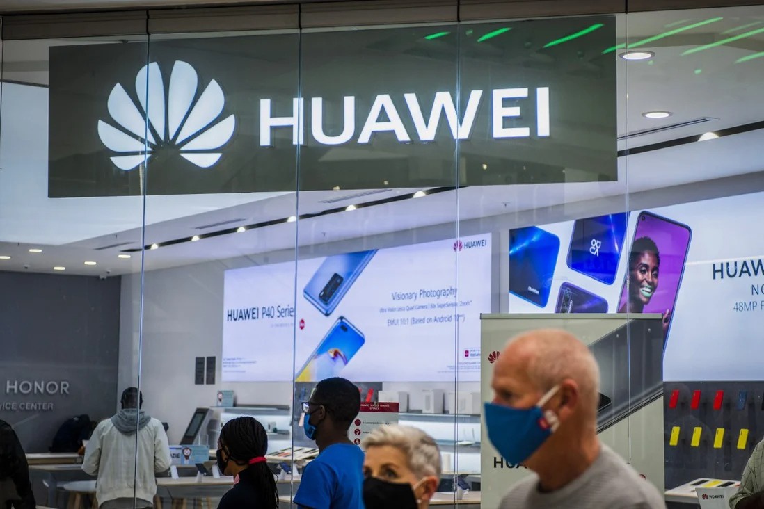 Đại sứ quán Trung Quốc tại Washington, Honor và Huawei chưa đưa ra bình luận