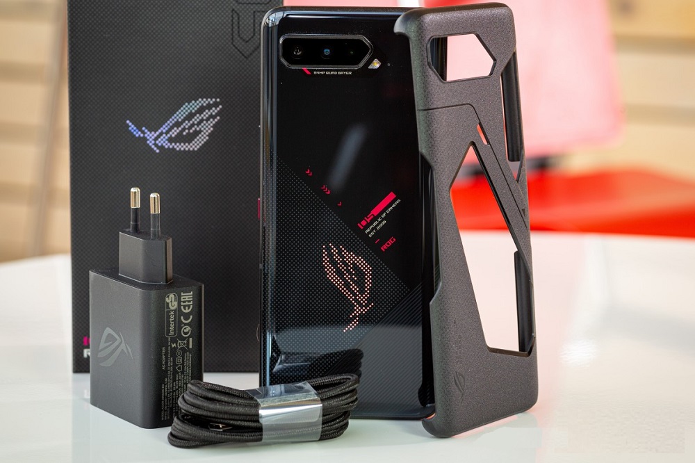 Điện thoại gaming ROG Phone 5S của hãng ASUS